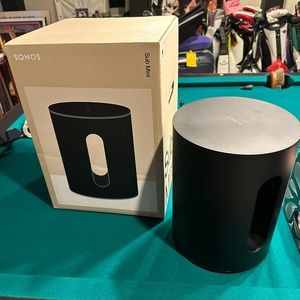 Sonos Arch Speaker bar and Sonos mini Sub.